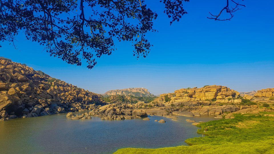 HAMPI & BADAMI - Tour