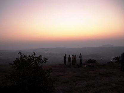 Sunrise trek and Rappelling at Ramnagaram - Tour